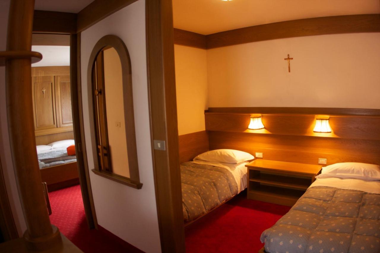 Hotel Catinaccio ヴィーゴ・ディ・ファッサ 部屋 写真